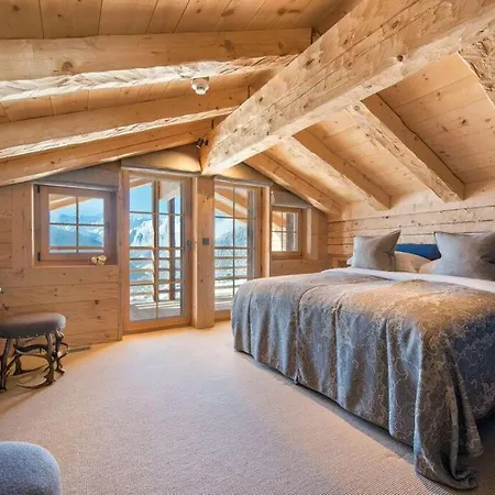 Amazing Chalet In Great Location !! *