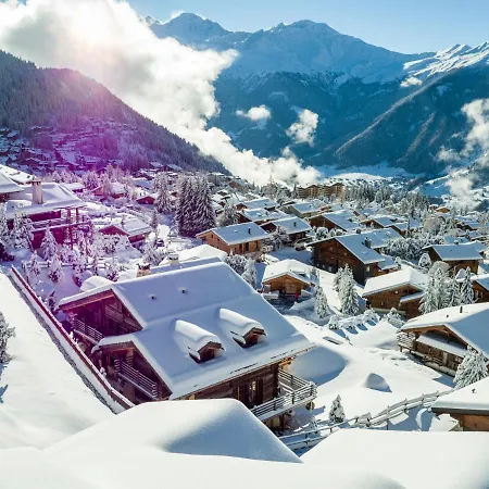 Amazing Chalet In Great Location !! *