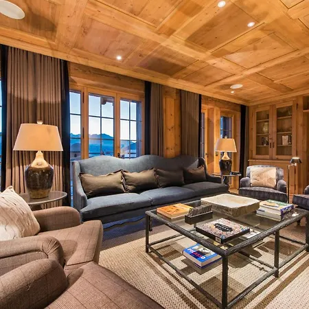 Amazing Chalet In Great Location !!