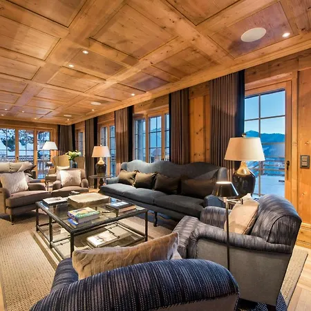 Amazing Chalet In Great Location !! *